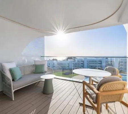 W Residences Algarve Hotel 5*