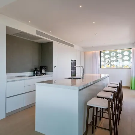 W Residences Algarve 5* 알부페이라
