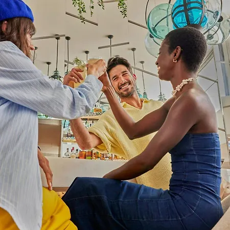 W Residences Algarve 5*