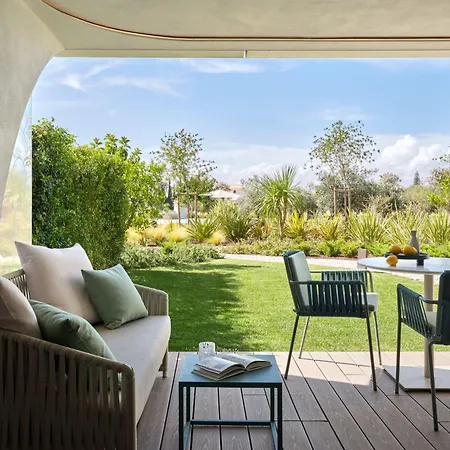 W Residences Algarve 5* Албуфейра