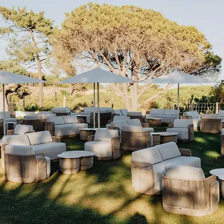 Отель W Residences Algarve